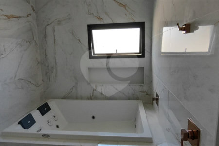 Casa à venda com 4 suítes no condomínio Campos de Santo Antonio II, Itu - SP