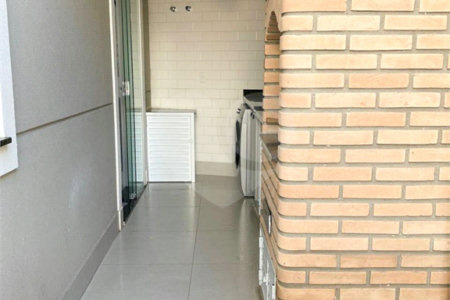 Sobrado à venda com 3 quartos, sendo 1 suíte, em Vila Nivi, São Paulo, SP