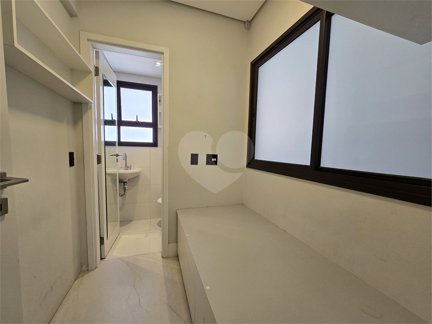 Apartamento à venda com 5 quartos, sendo 4 suítes, em Santa Cecília, São Paulo, SP
