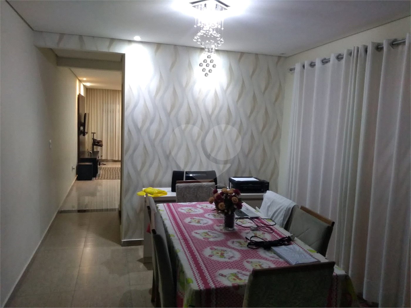 Sobrado à venda com 3 quartos, sendo 1 suíte, em Vila Santa Margarida, Ferraz de Vasconcelos, SP