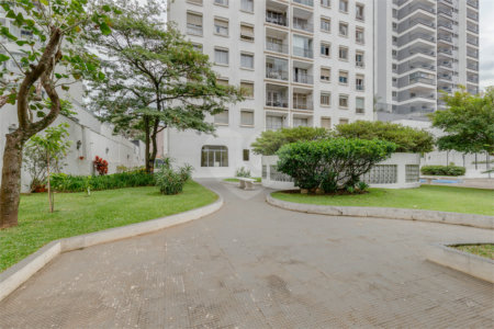 Apartamento à venda com 3 quartos, sendo 1 suíte, em Chácara Santo Antônio (zona Sul), São Paulo, SP