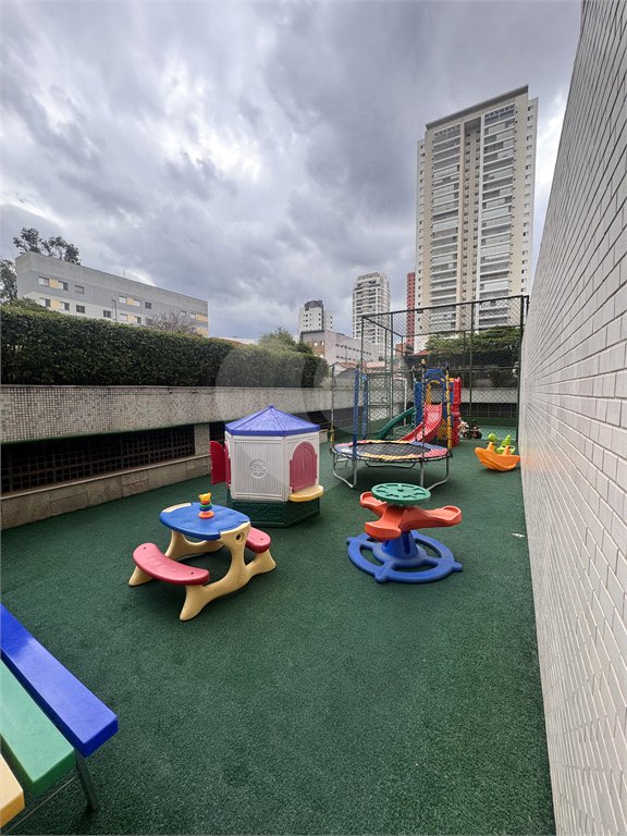 Apartamento à venda com 4 quartos, sendo 2 suítes, em Vila Regente Feijó, São Paulo, SP