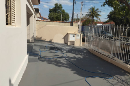 Casa Térrea à venda com 2 quartos em Vila Progresso, Araraquara, SP