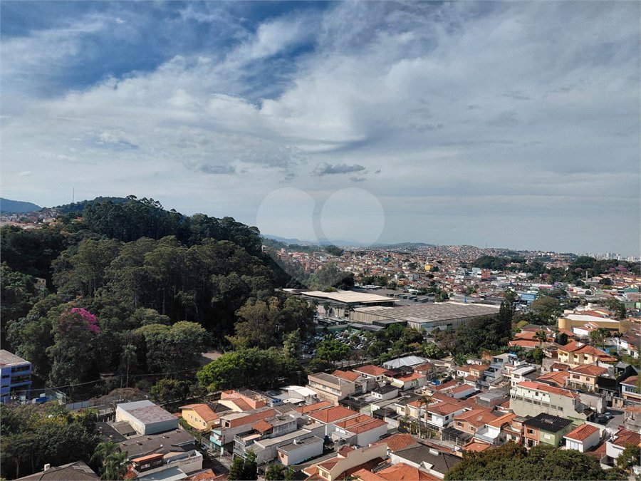 Apartamento à venda com 3 suítes em Jardim Leonor Mendes de Barros, São Paulo, SP