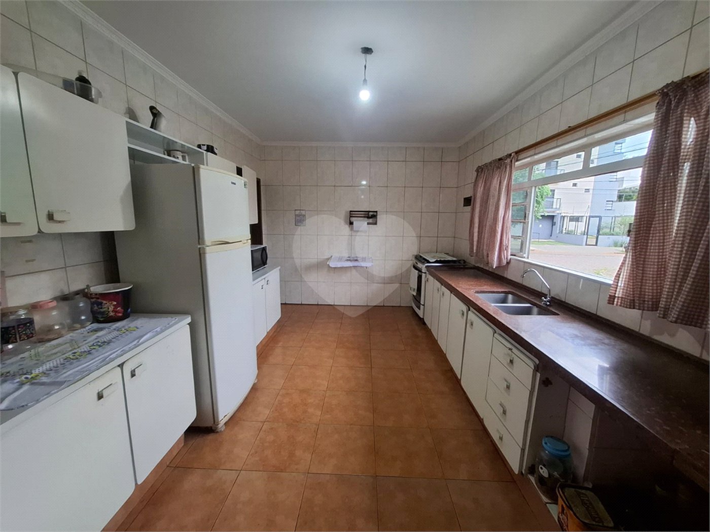 Casa à venda com 4 quartos, sendo 3 suítes,  no Centro, Indaiatuba, SP