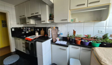 Apartamento à venda com 3 quartos em Jardim Pinheiros, São Paulo, SP