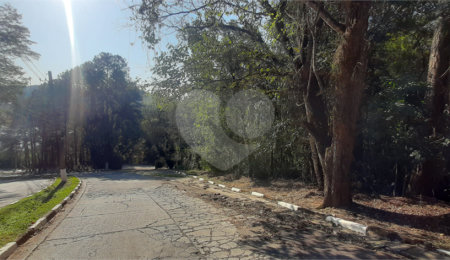 Terreno à venda no condomínio Sausalito, Mairiporã - SP