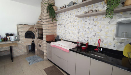Casa à venda com 2 quartos, sendo 1 suíte,  em Vila Santa Terezinha, Várzea Paulista, SP