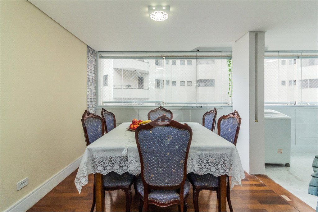 Apartamento à venda com 3 quartos, sendo 1 suíte,  em Paraíso, São Paulo, SP