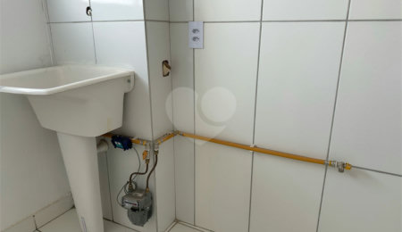 Apartamento à venda com 2 quartos em Vila Regina, Itapetininga, SP
