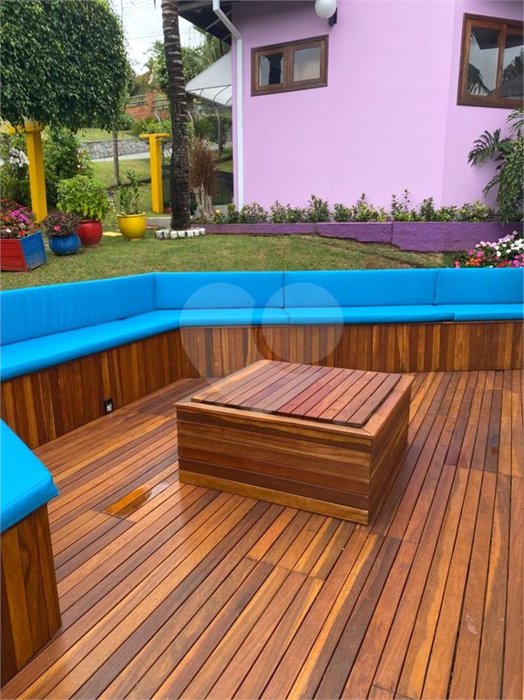 Casa à venda com 7 suítes no condomínio Capela do Barreiro, Itatiba - SP