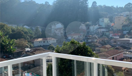 Sobrado à venda com 3 quartos, sendo 1 suíte,  em Vila Irmãos Arnoni, São Paulo, SP
