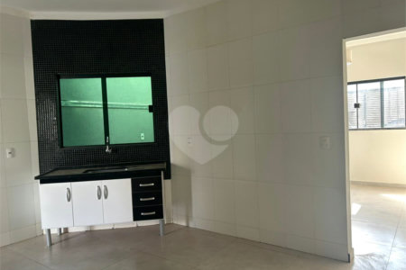Casa à venda com 2 quartos, sendo 1 suíte, em Vila Santana, Itapetininga, SP