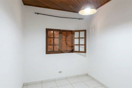 Chácara à venda com 3 suítes em Vila Xisto, São Miguel Arcanjo, SP