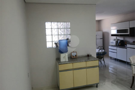 Casa à venda com 3 quartos, sendo 1 suíte,  em Mogi Moderno, Mogi das Cruzes, SP