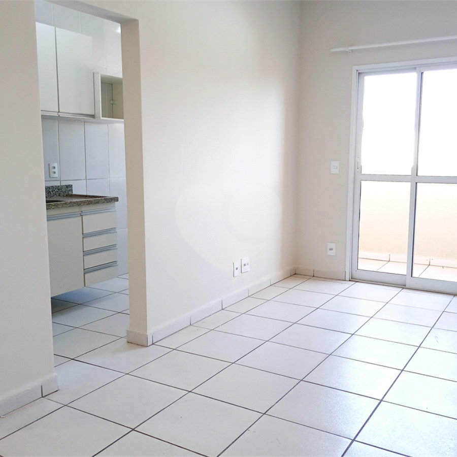 Apartamento à venda com 2 quartos, sendo 1 suíte, em Residencial Flórida, Ribeirão Preto, SP