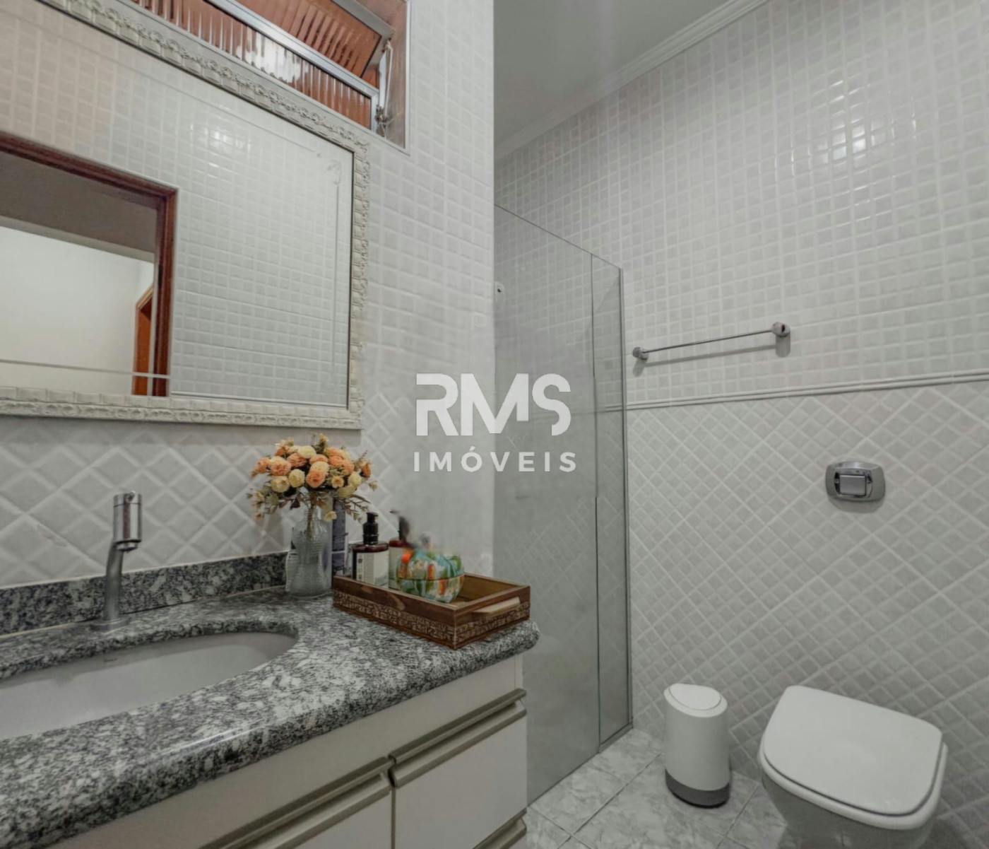 Casa à venda com 3 quartos, sendo 1 suíte,  no Brasil, Itu, SP