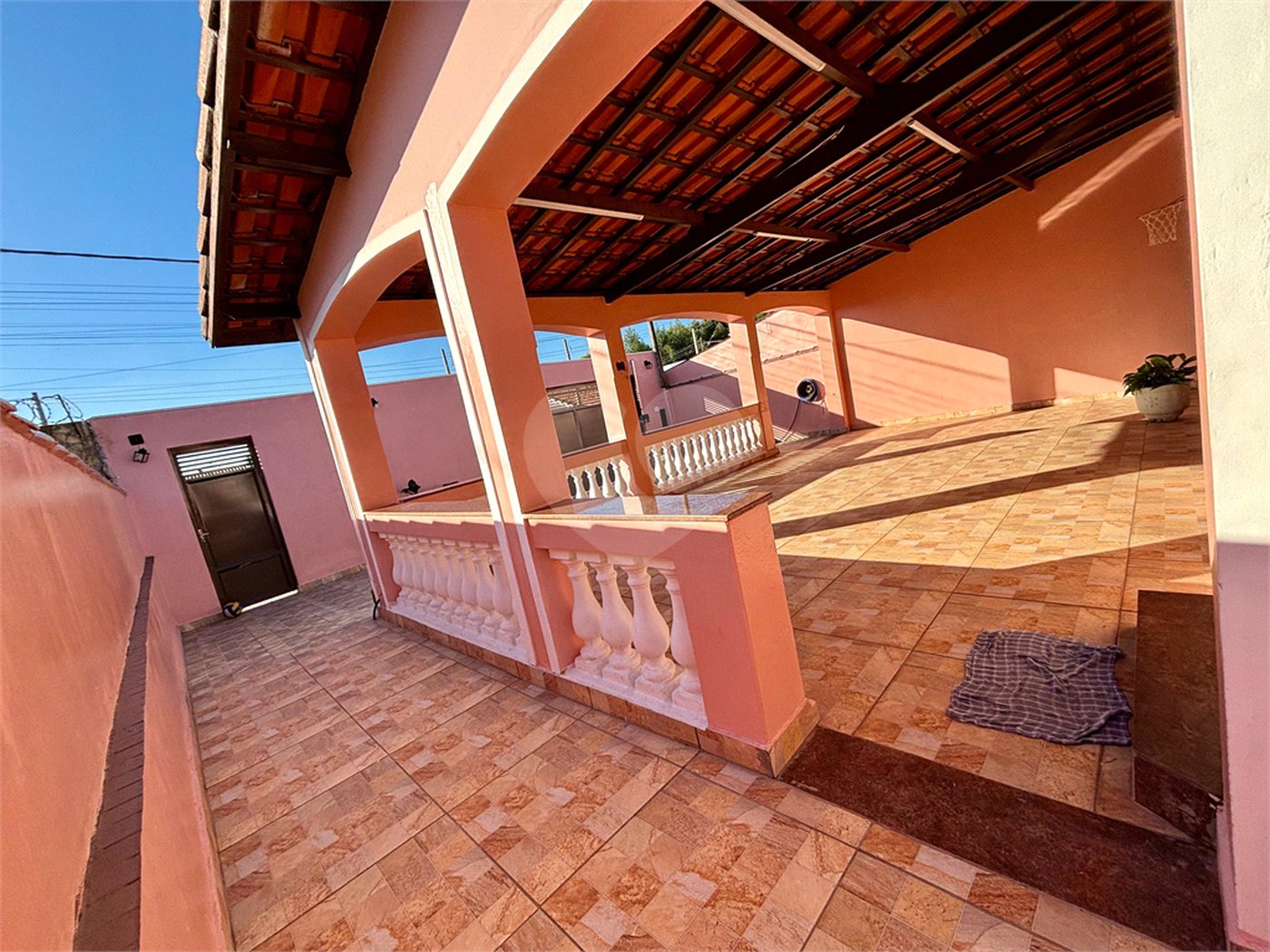 Casa à venda ou para alugar com 3 quartos, sendo 1 suíte, em Jardim Monte Santo, Itapetininga, SP
