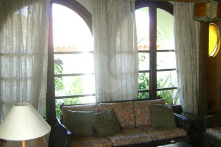 Casa à venda com 4 suítes em Vila Tramontano, São Paulo, SP