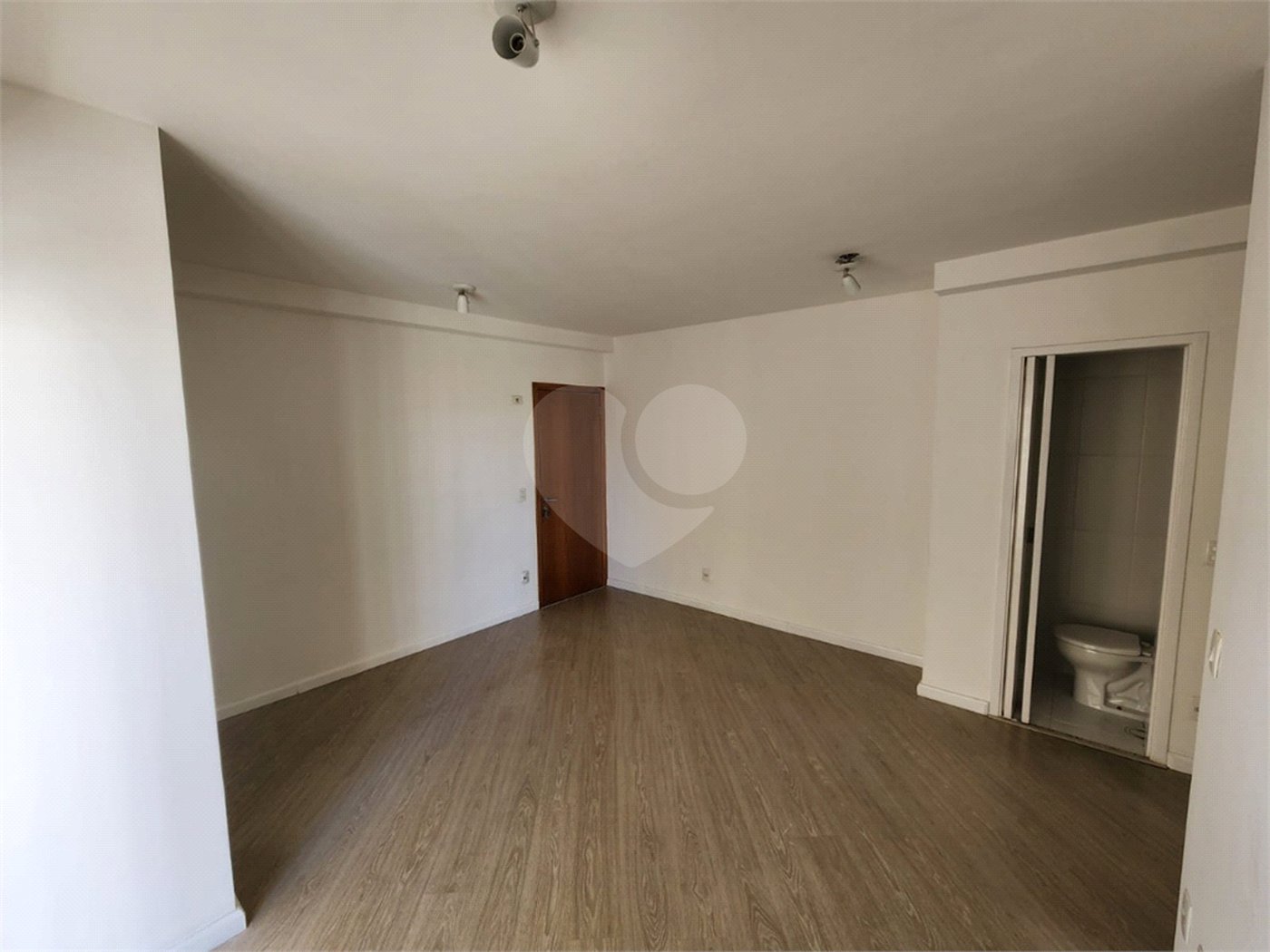 Apartamento à venda com 3 quartos, sendo 1 suíte,  no Centro, São Bernardo do Campo, SP