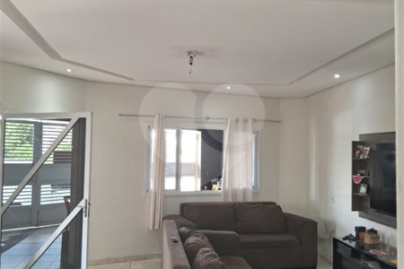 Sobrado à venda com 3 quartos, sendo 1 suíte,  em Jardim Paulistano, Indaiatuba, SP