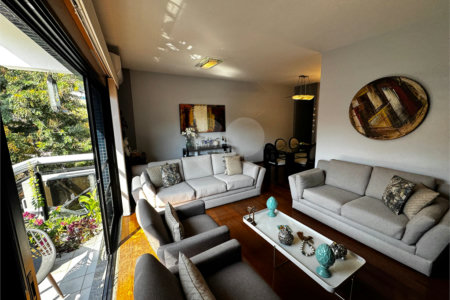 Apartamento à venda com 3 quartos, sendo 1 suíte, em Tijuca, Rio de Janeiro, RJ