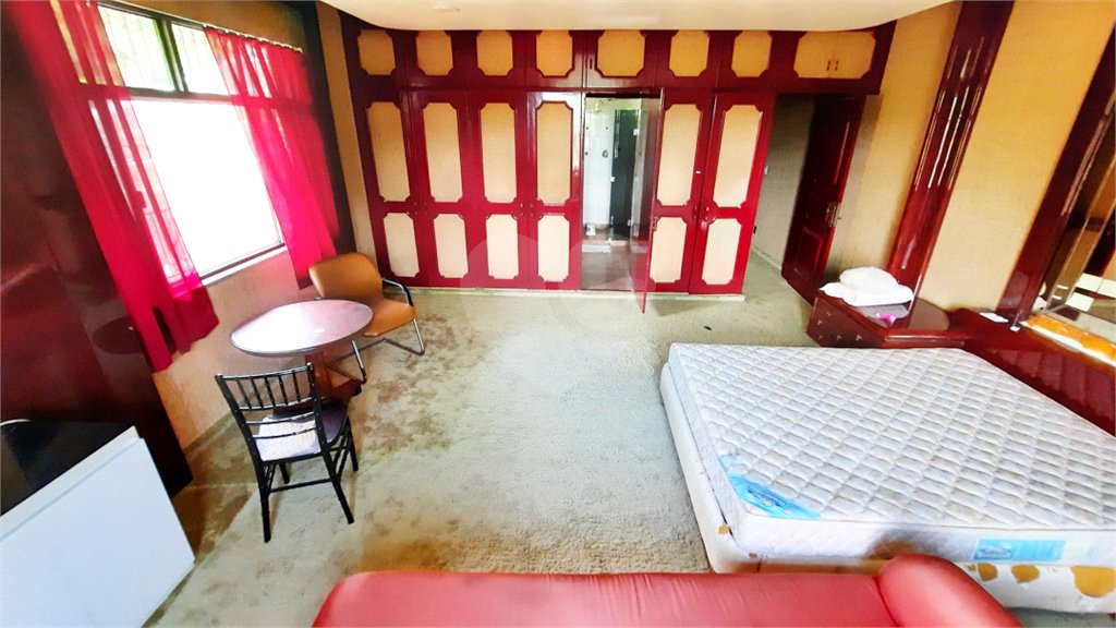 Casa à venda com 11 quartos, sendo 6 suítes, em Taquara, Rio de Janeiro, RJ
