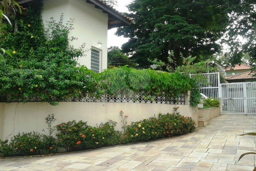 Casa Térrea à venda ou para alugar com 4 suítes em Jardim Floresta, São Paulo, SP