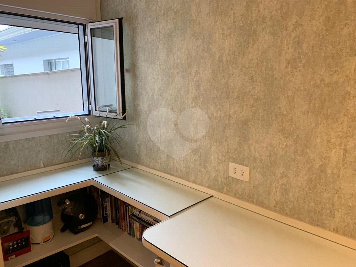 Casa Térrea à venda com 3 quartos, sendo 2 suítes, em Parque Vitória, São Paulo, SP