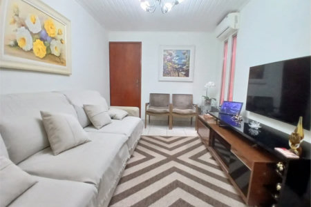 Casa à venda com 3 quartos, sendo 1 suíte, em Vila Rica, São Paulo, SP