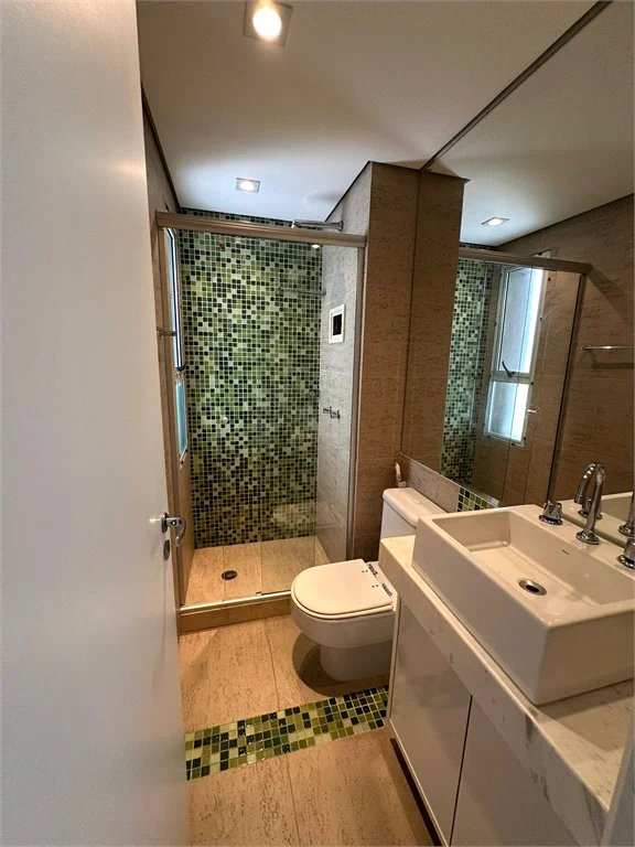 Apartamento à venda com 3 quartos, sendo 1 suíte, em Brooklin Paulista, São Paulo, SP