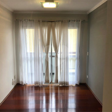 Apartamento à venda com 2 quartos, sendo 1 suíte,  em Vila Olímpia, São Paulo, SP