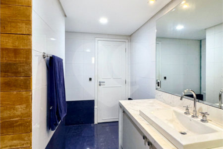Casa em condomínio com 5 quartos á venda em Alto da Boa Vista, São Paulo - SP