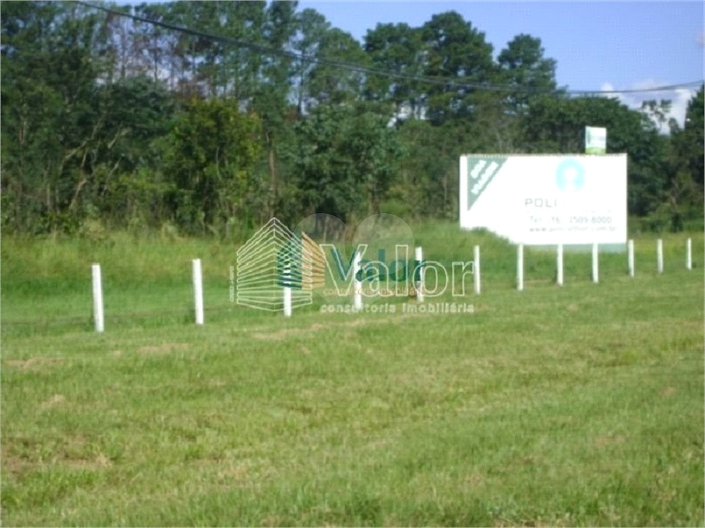 Vende-se área comercial com 220m de frente para a Washington Luiz,