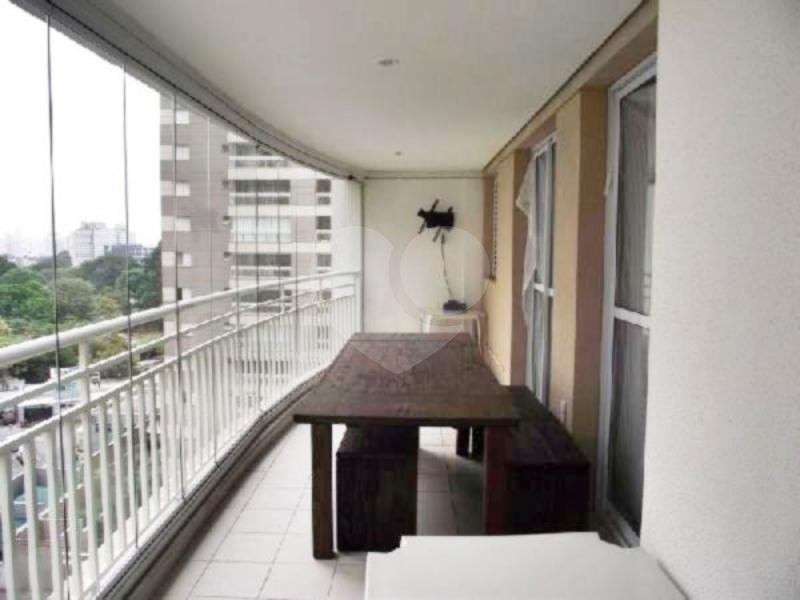Apartamento na Mooca, 3 s / 2 vagas
