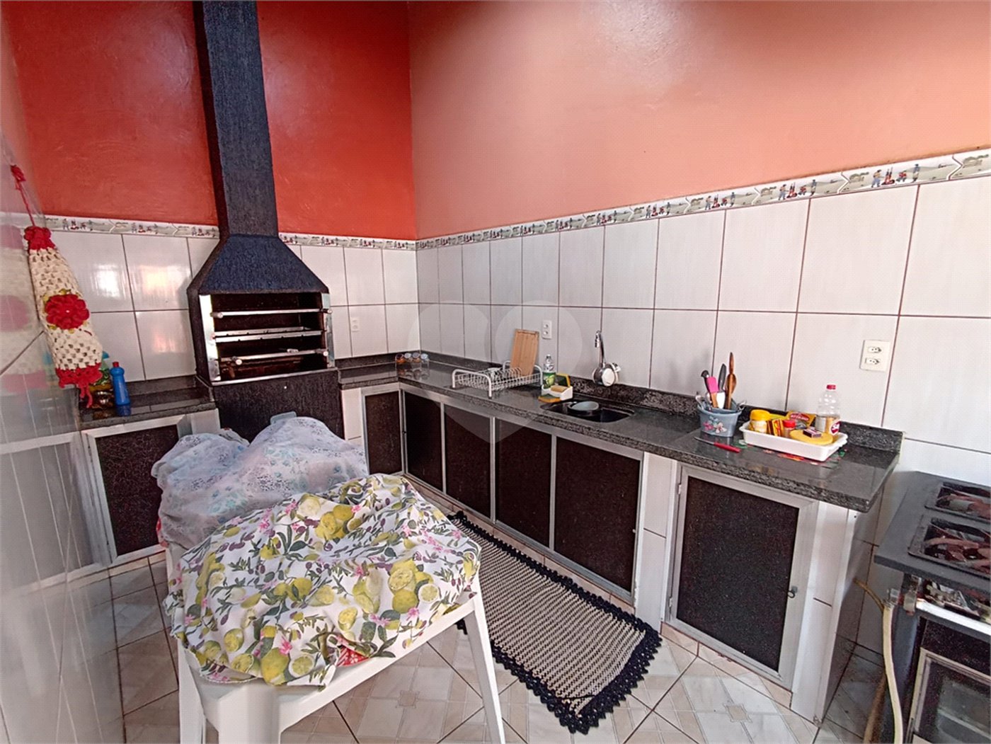 Casa à venda com 3 quartos, sendo 1 suíte, em Vila Rosa, Itapetininga, SP