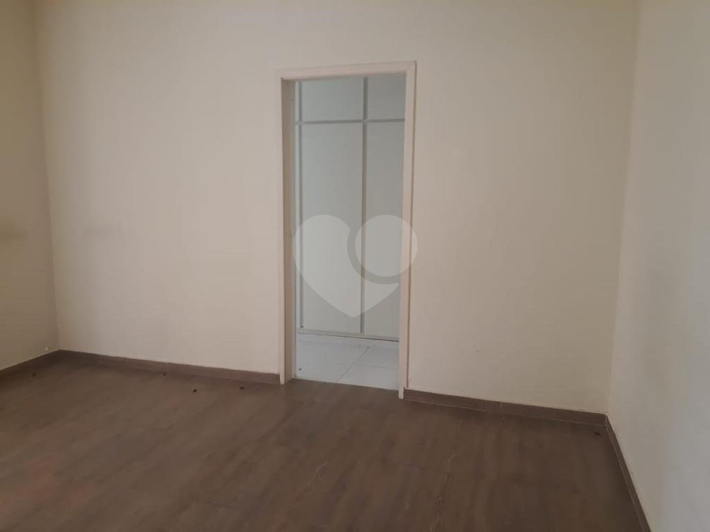 Casa à venda com 4 quartos, sendo 2 suítes, em Santana, São Paulo, SP