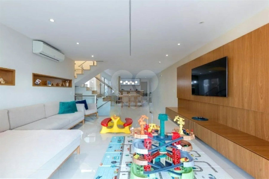 Casa à venda com 3 suítes em Vila Maria Alta, São Paulo, SP