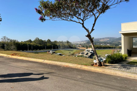 Terreno à venda em Condomínio Vale das Águas, Bragança Paulista, SP