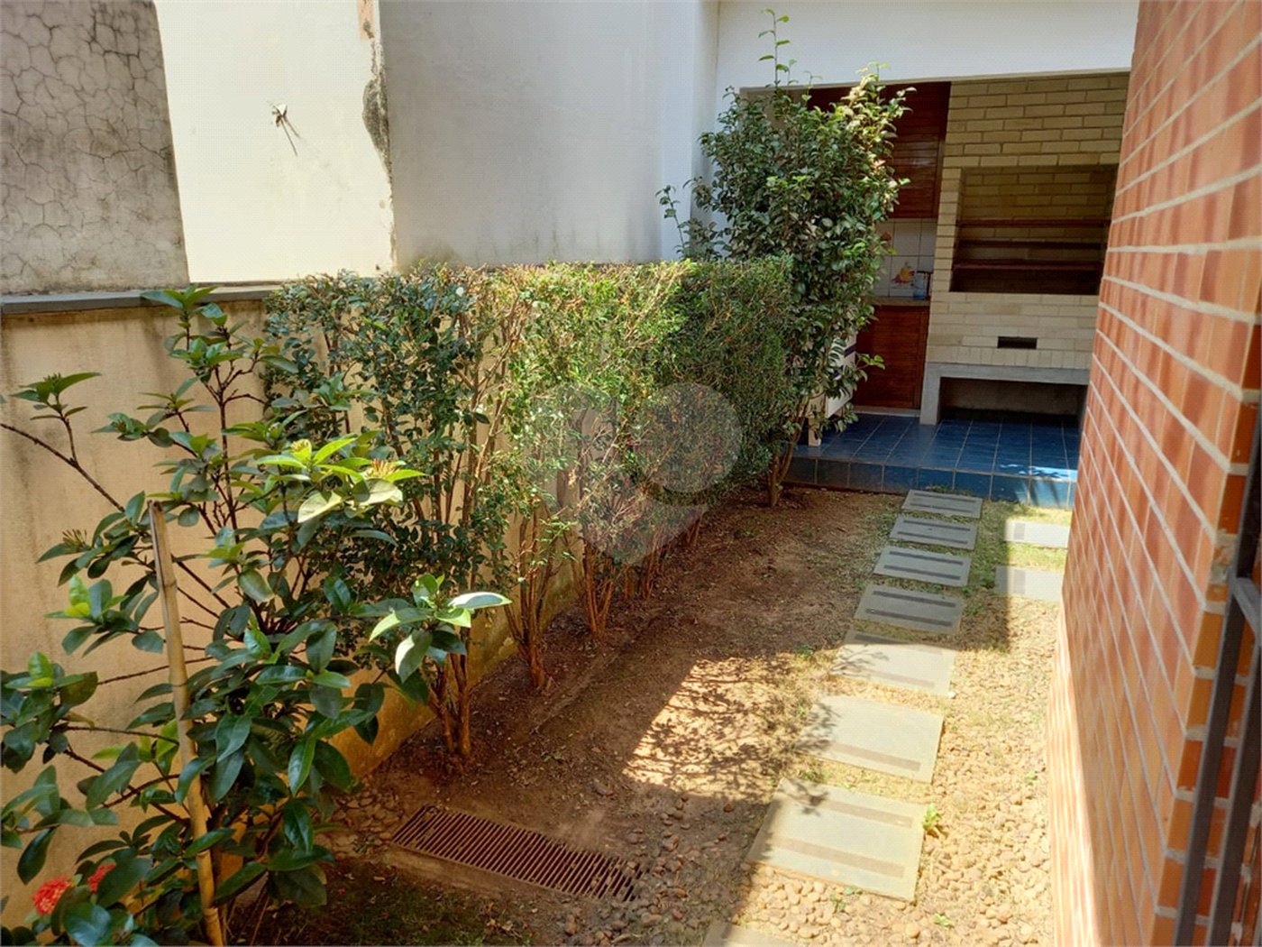 Casa à venda com 5 quartos, sendo 4 suítes, em Jardim São Bento, São Paulo, SP