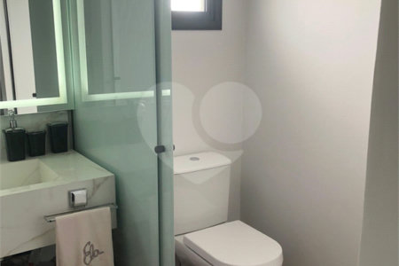Casa à venda com 3 suítes no condomínio Residencial Fazenda Altaq Vista, Salto de Pirapora - SP