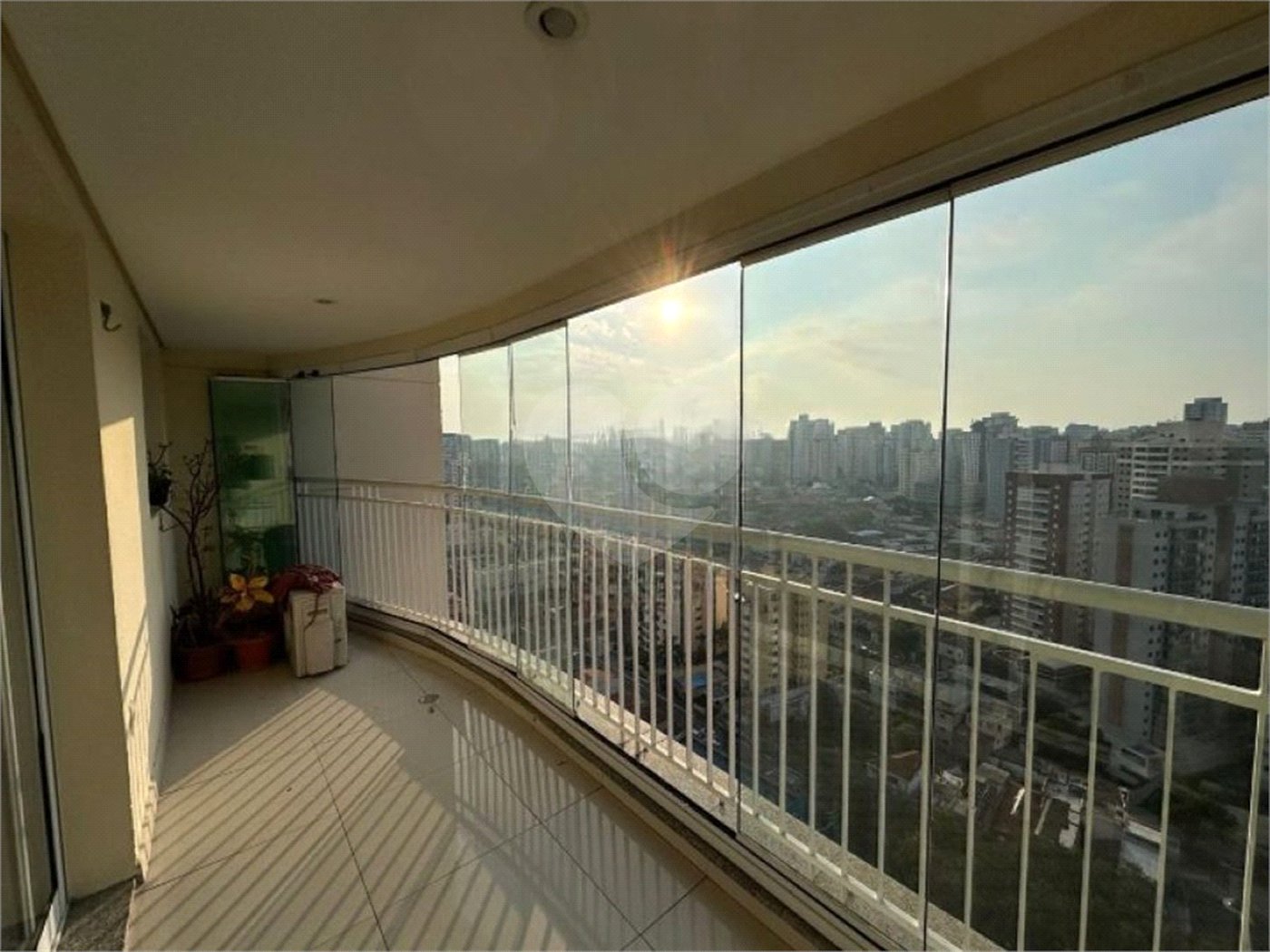 Apartamento à venda com 3 quartos, sendo 1 suíte, em Vila Monte Alegre, São Paulo, SP