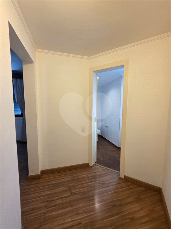 Apartamento à venda com 3 suítes em Vila Uberabinha, São Paulo, SP