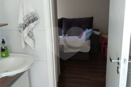 Apartamento à venda com 2 quartos em Jardim Ismênia, São José dos Campos, SP