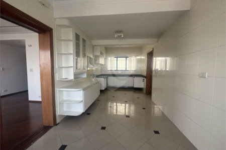 Apartamento à venda com 3 quartos, sendo 1 suíte, em Santa Teresinha, São Paulo, SP