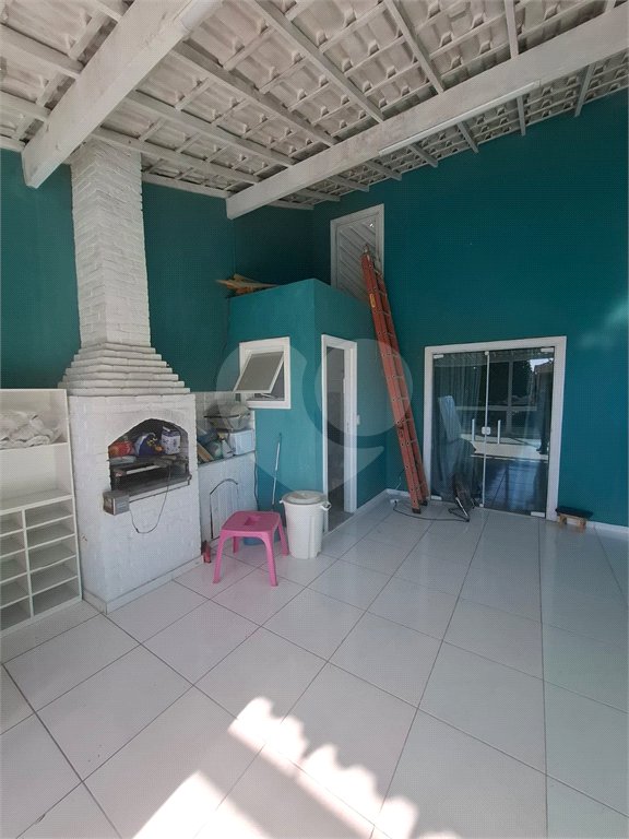 Casa à venda ou para alugar com 2 quartos, sendo 1 suíte, no condomínio Sem Nome Estrada Guandu do Sapê 1444, Rio de Janeiro - RJ