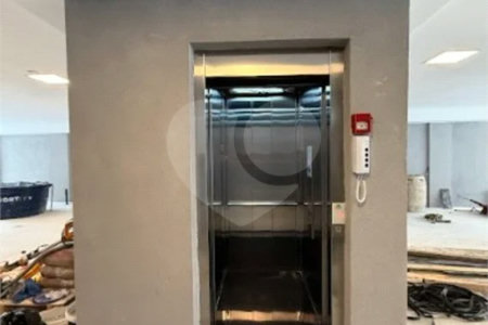 Apartamento com 45.65m² , 2 dormitórios , 1 vaga de garagem , à venda no Parque Oratório em Santo André.