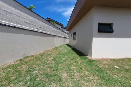 Casa à venda com 3 suítes no condomínio Via Castelli, Louveira - SP