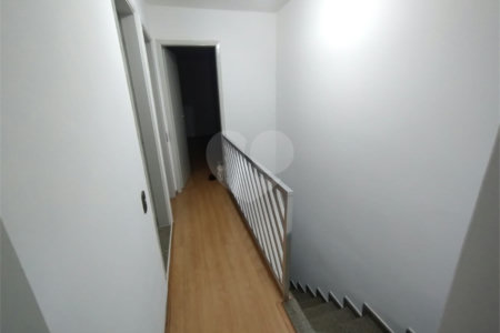 Sobrado à venda com 3 quartos, sendo 1 suíte, em Jardim Trussardi, São Paulo, SP