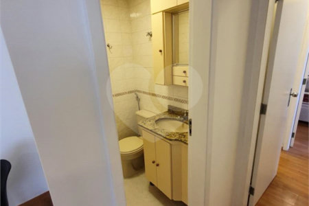 Apartamento à venda com 2 quartos em Vila Uberabinha, São Paulo, SP